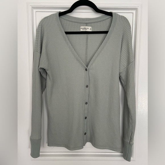Abercrombie & Fitch Waffle Knit Soft A&F Cozy Button Up Cardigan Blue Gray Comfy - Picture 1 of 11